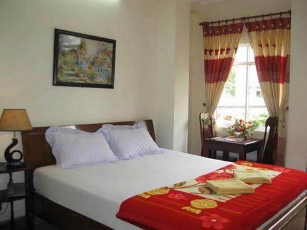 Star Binh Duong Hotel Hue Exterior photo